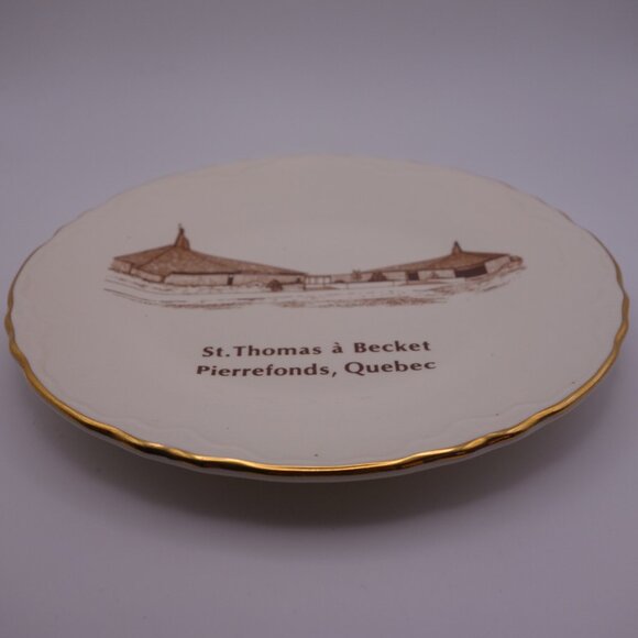 St. Thomas a Becket Pierrefonds, Quebec Decorated in Canada 22K Gold Rim Plate - Picture 2 of 15